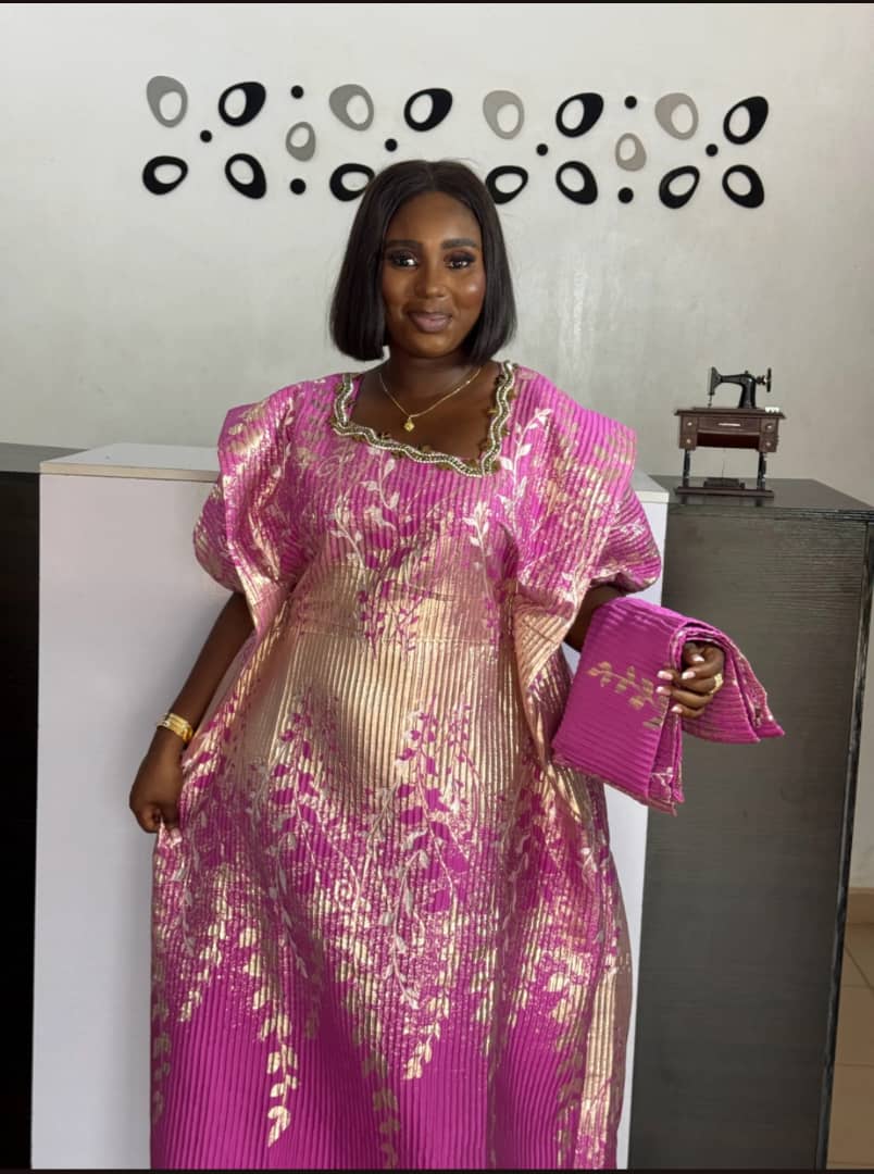 Elegant Brocade Boubou Gown – Pink & Gold Elegance